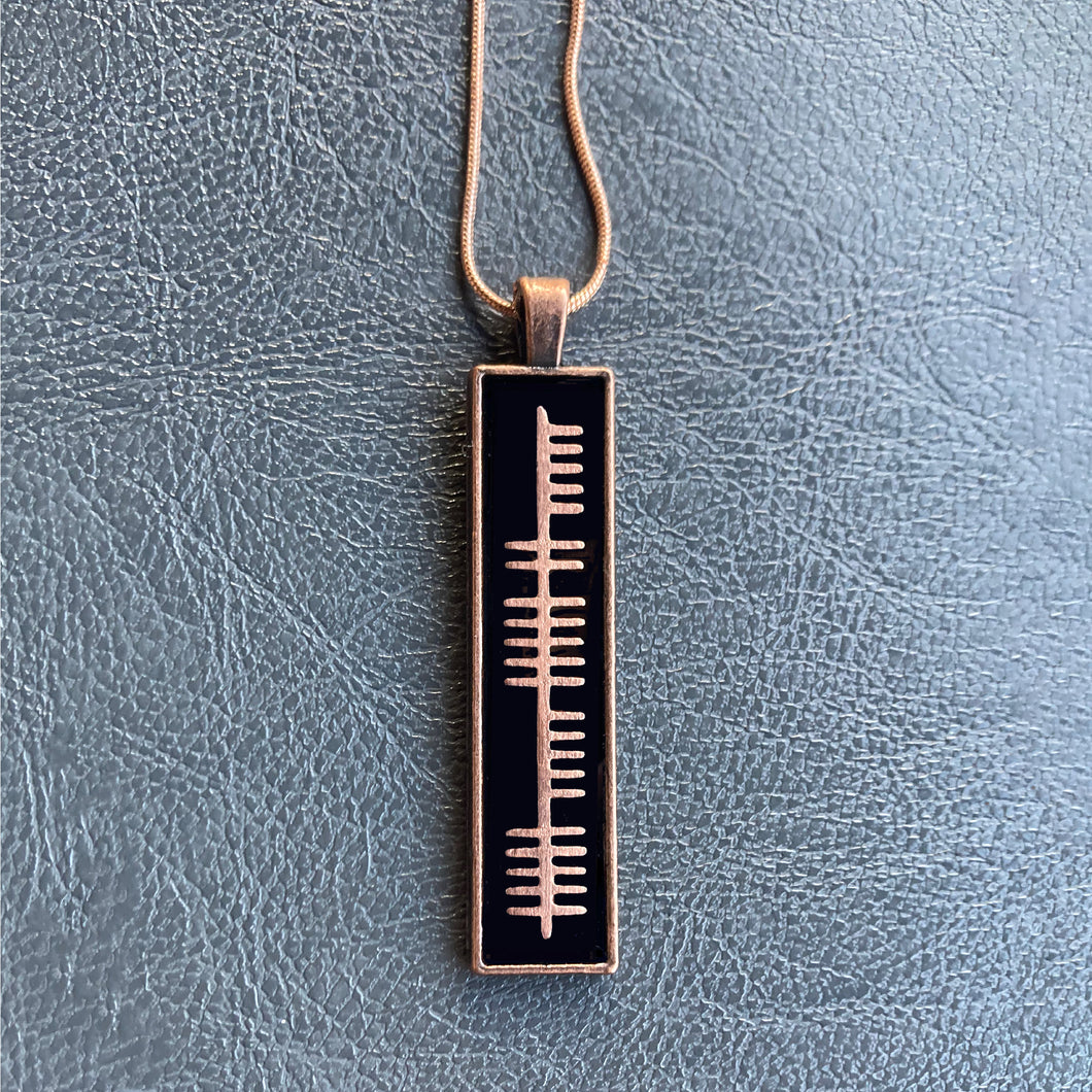 Iníon / Daughter Ogham Necklace